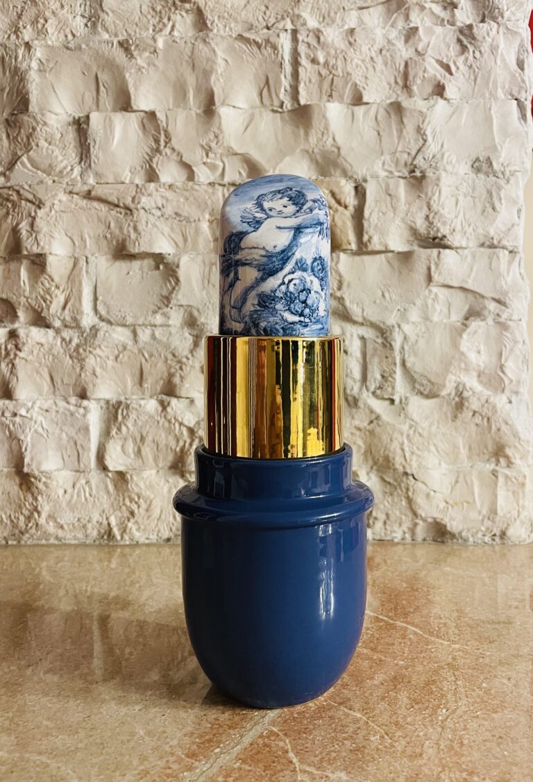 Giorgio Laveri- truka- scultura in terracotta smaltata 22cm anno 2014